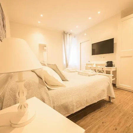 Affittacamere Beplace Aventino 4*