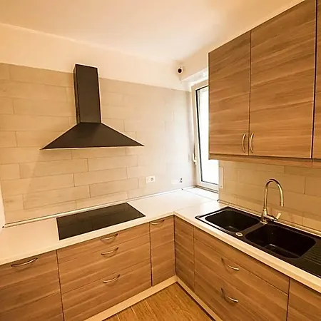 게스트하우스 Beplace Aventino 4*