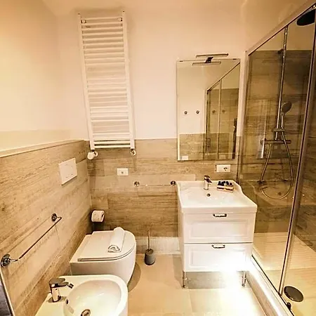 Πανσιόν Beplace Aventino 4*
