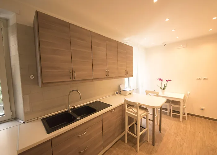 Beplace Aventino Guest house